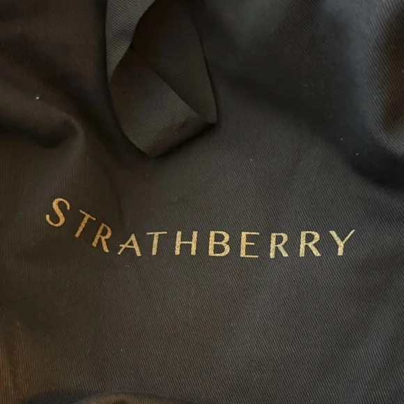 Strathberry Crescent Moon Bag in OAT - Picture 3 of 8